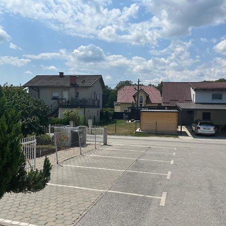 Room Oaza Miru Máribor Exterior foto